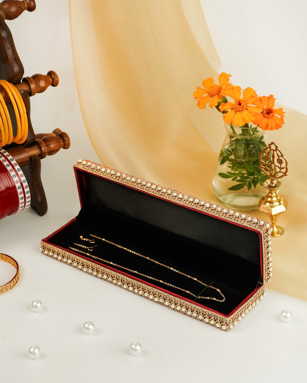 Sindoori Brocade Chain Box image 1