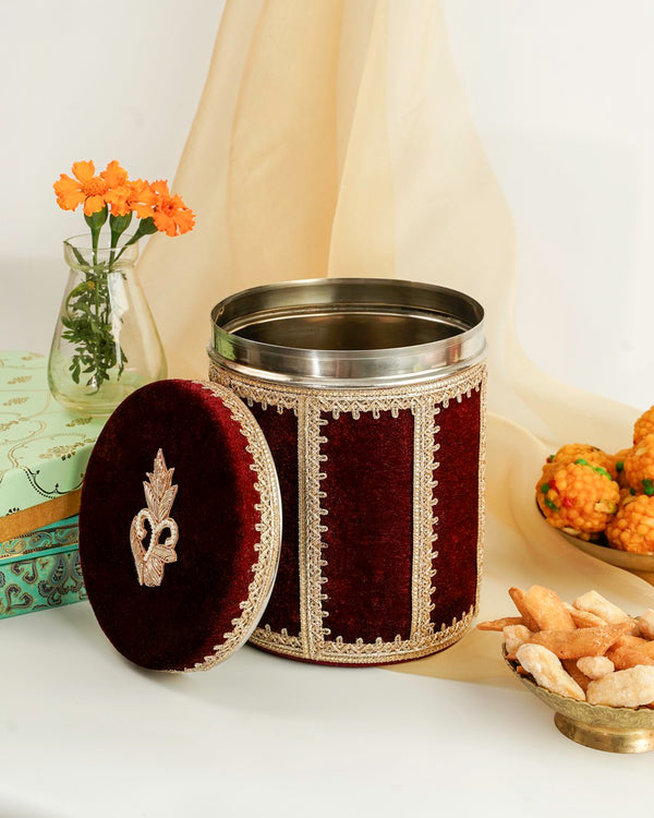 Saaj Velvet Ladoo/Bhaji Box image 1