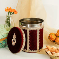 Saaj Velvet Ladoo/Bhaji Box - Image 2
