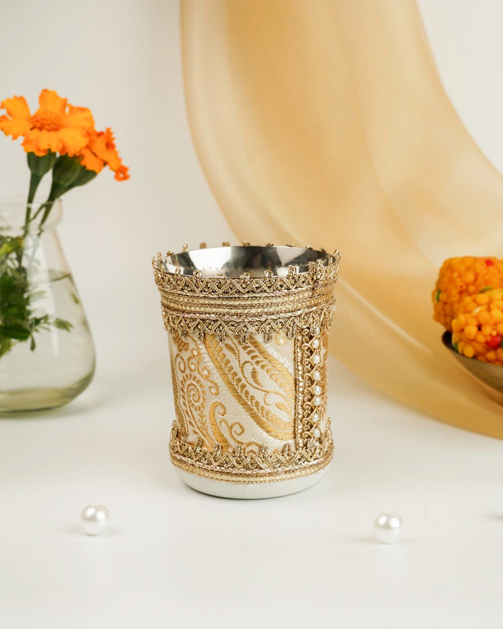 Noori Brocade Glass
