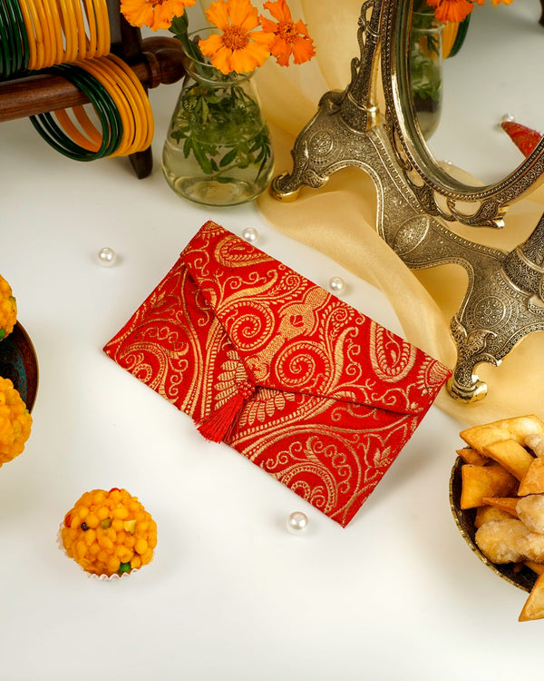 Sindoori Paisley Brocade Shagun Envelope image 0