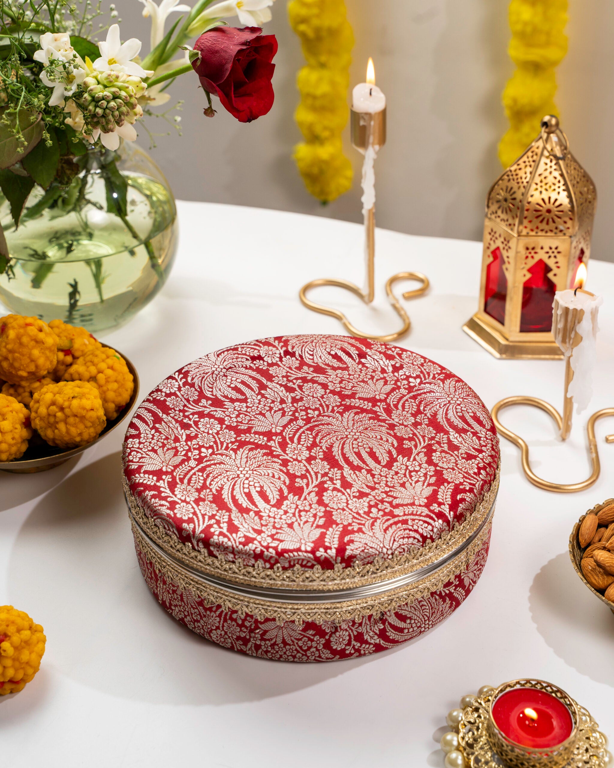 Saaj Ladoo Box Flat (1kg) image 0