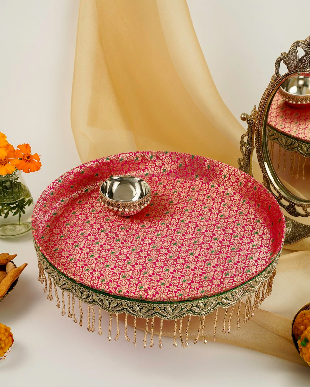 Raani Pink Meenakari Tikka Thaal
