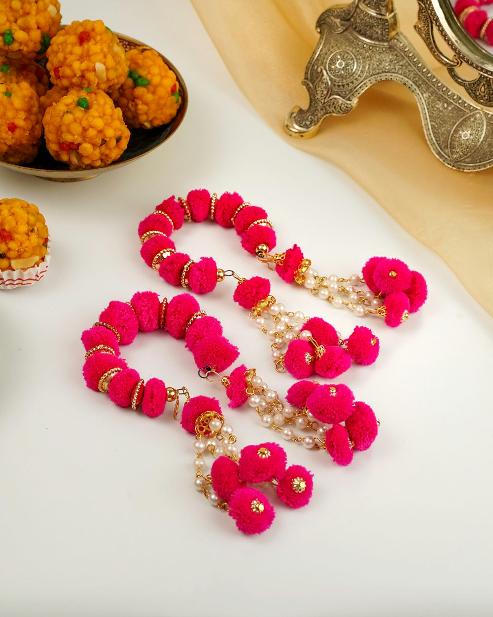 Gulzaar Gaane, Pair of 2 image 0