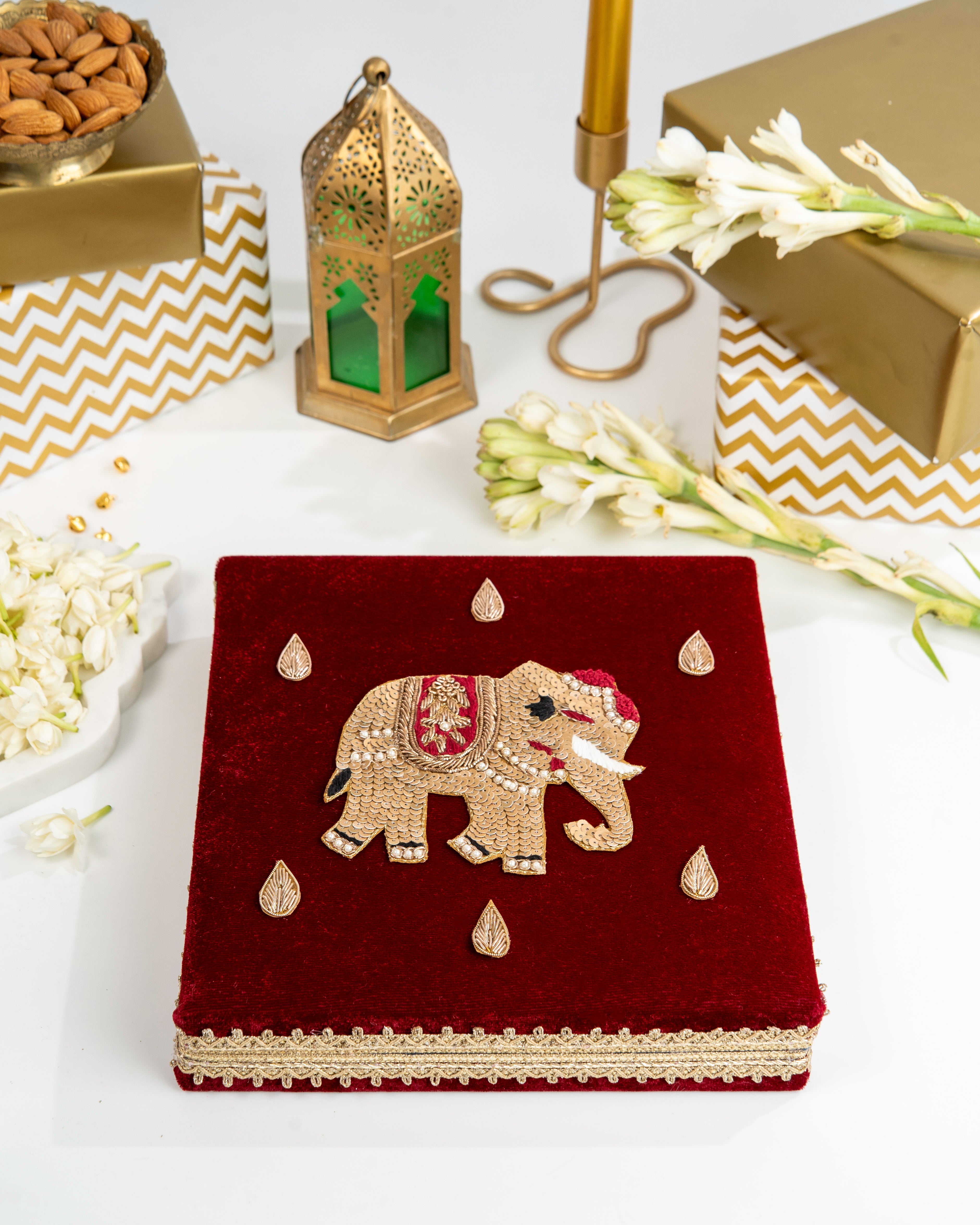 Saaj Elephant Necklace Box