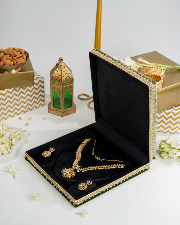 Saba Necklace Box