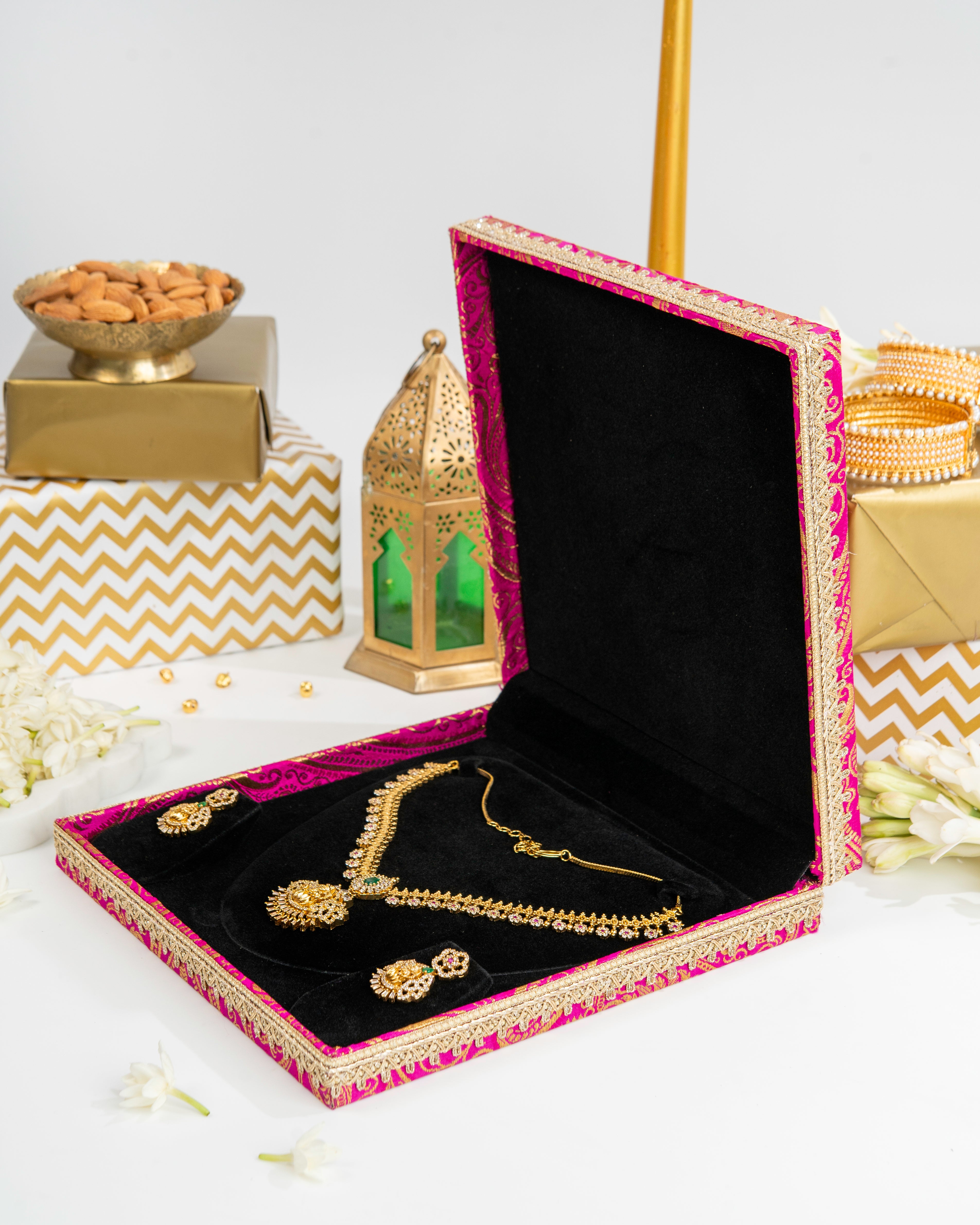Gulzaar Necklace Box