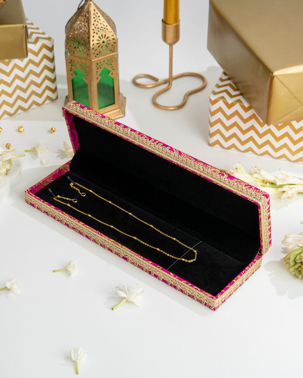 Gulzaar Paisley Chain Box