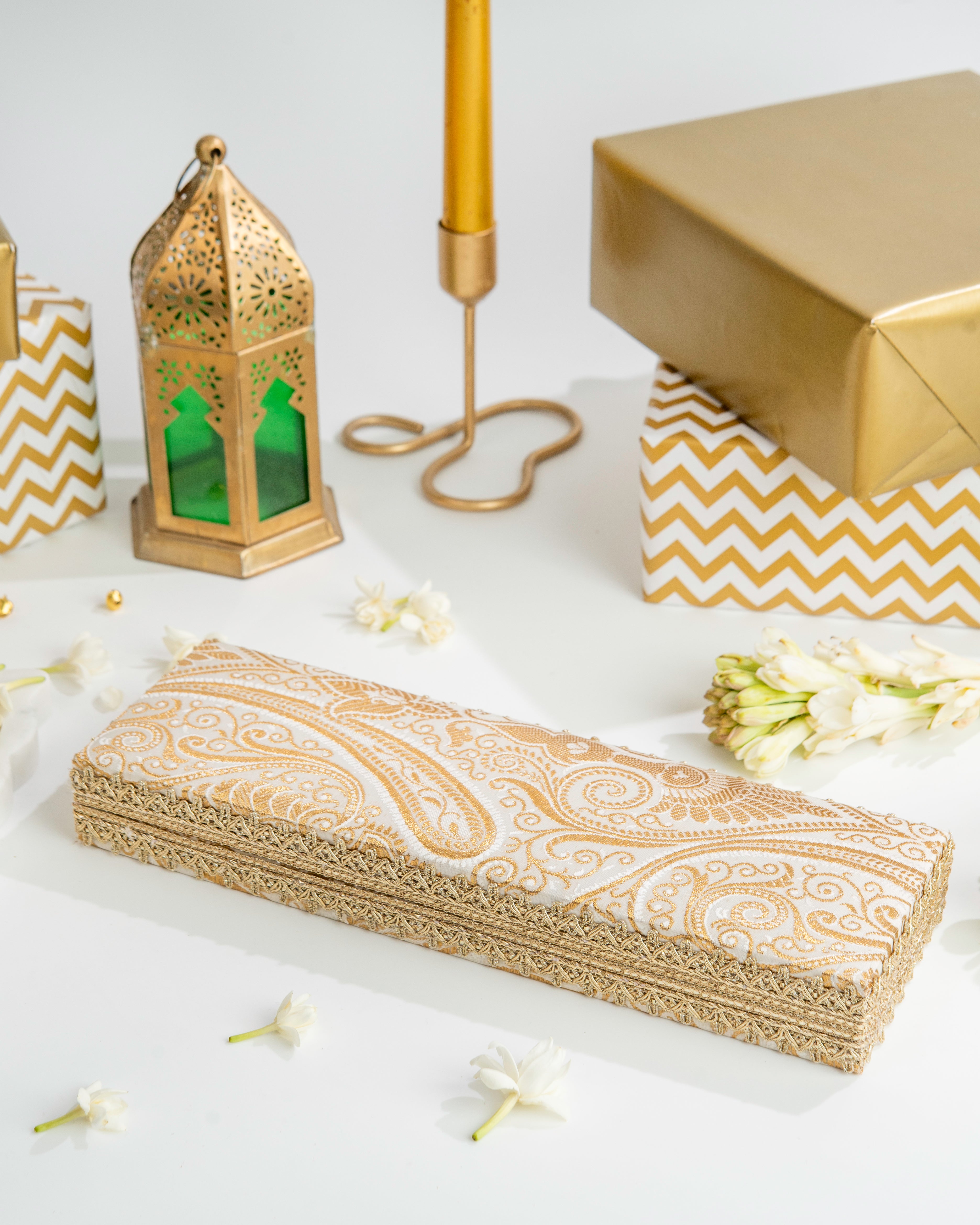 Noori Chain Box