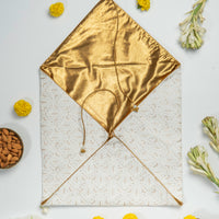 Shama Trousseau Gift Bag | Chikankari & Gold - Image 2