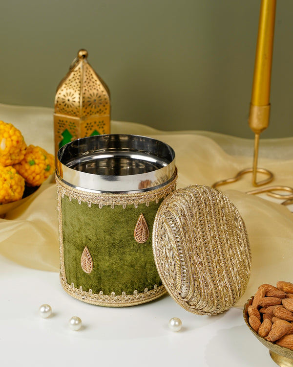 Saba Long Ladoo box (500gm)