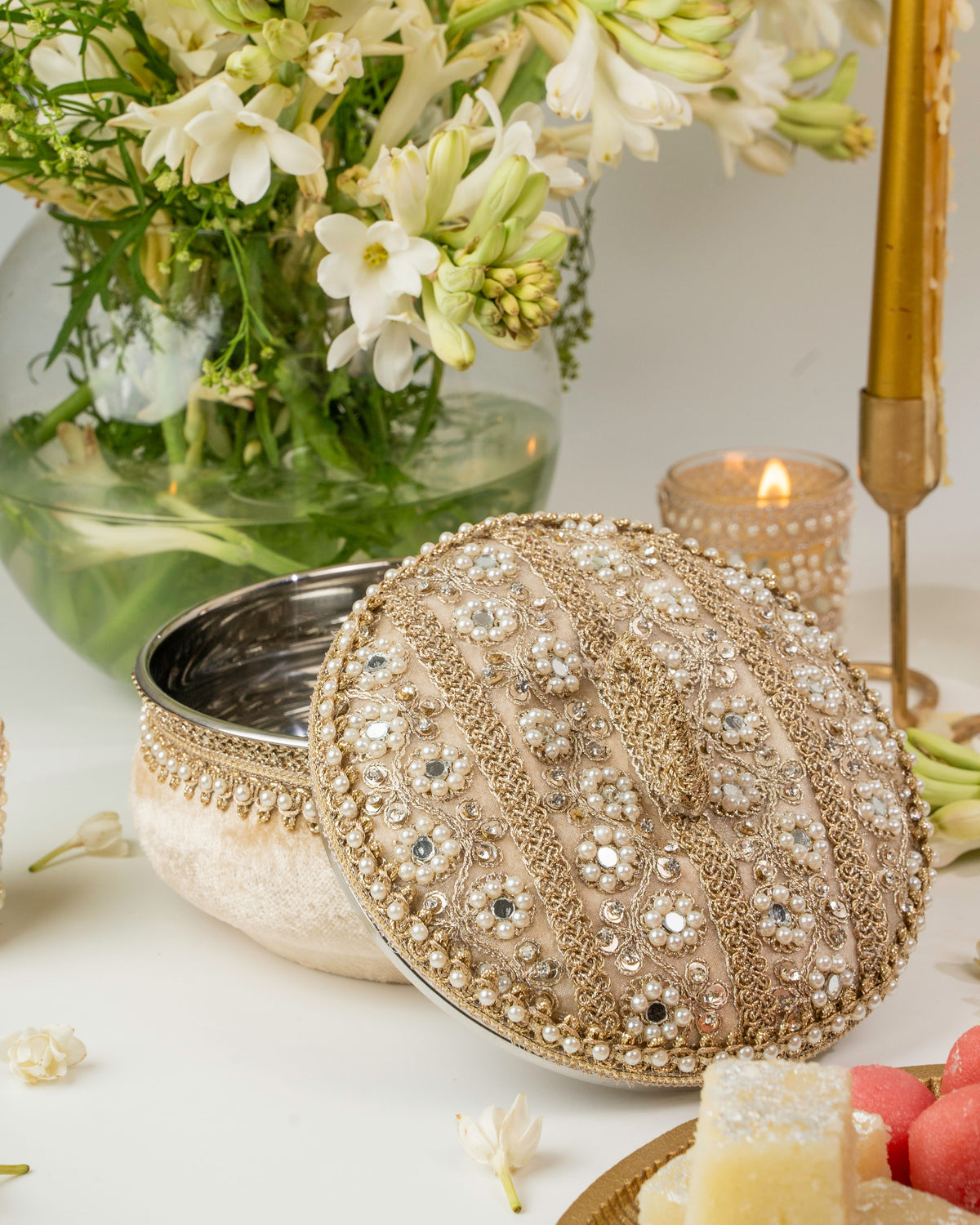 Saanjh Gold Ladoo Box