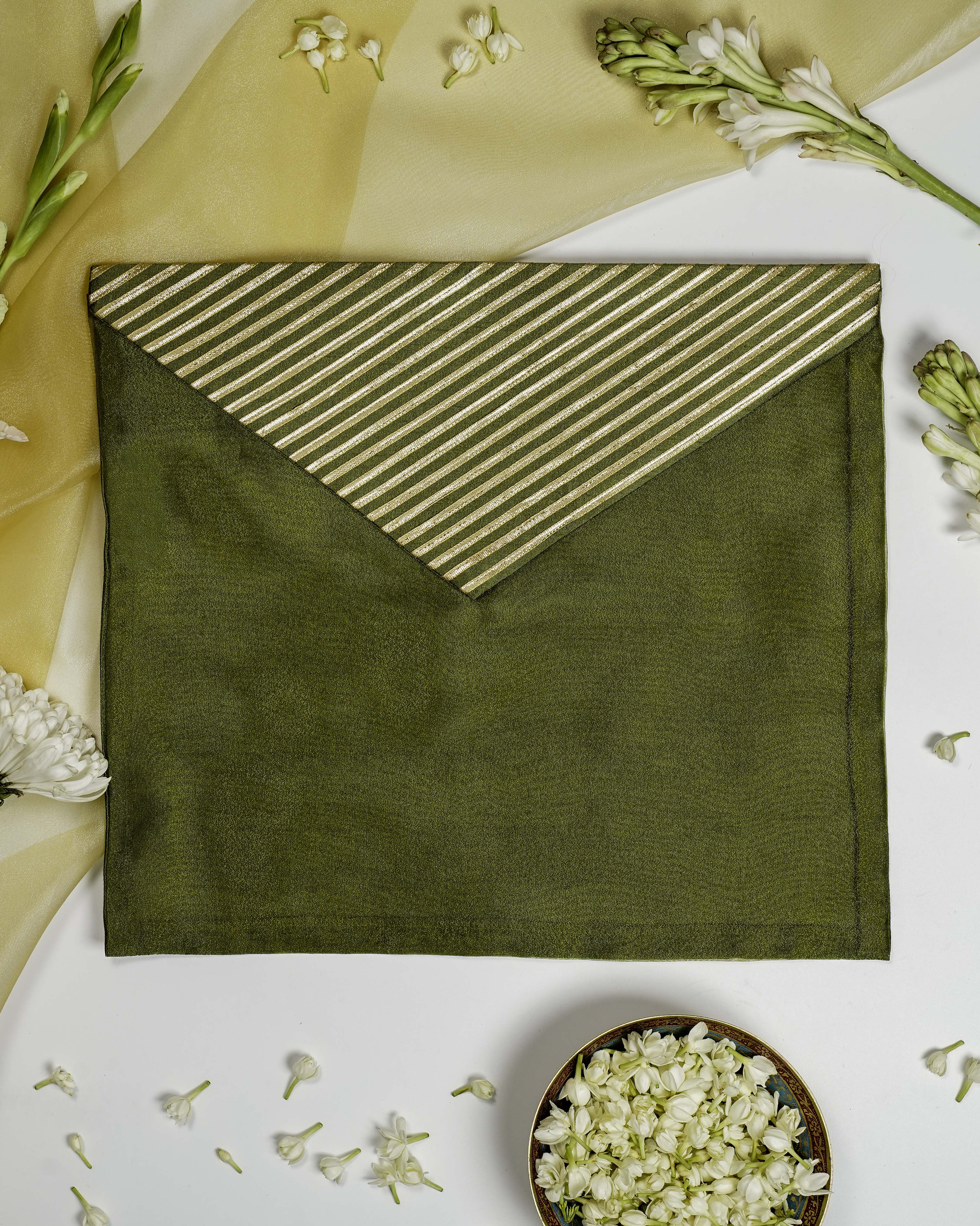 Saawan Full Gota Trousseau Bag
