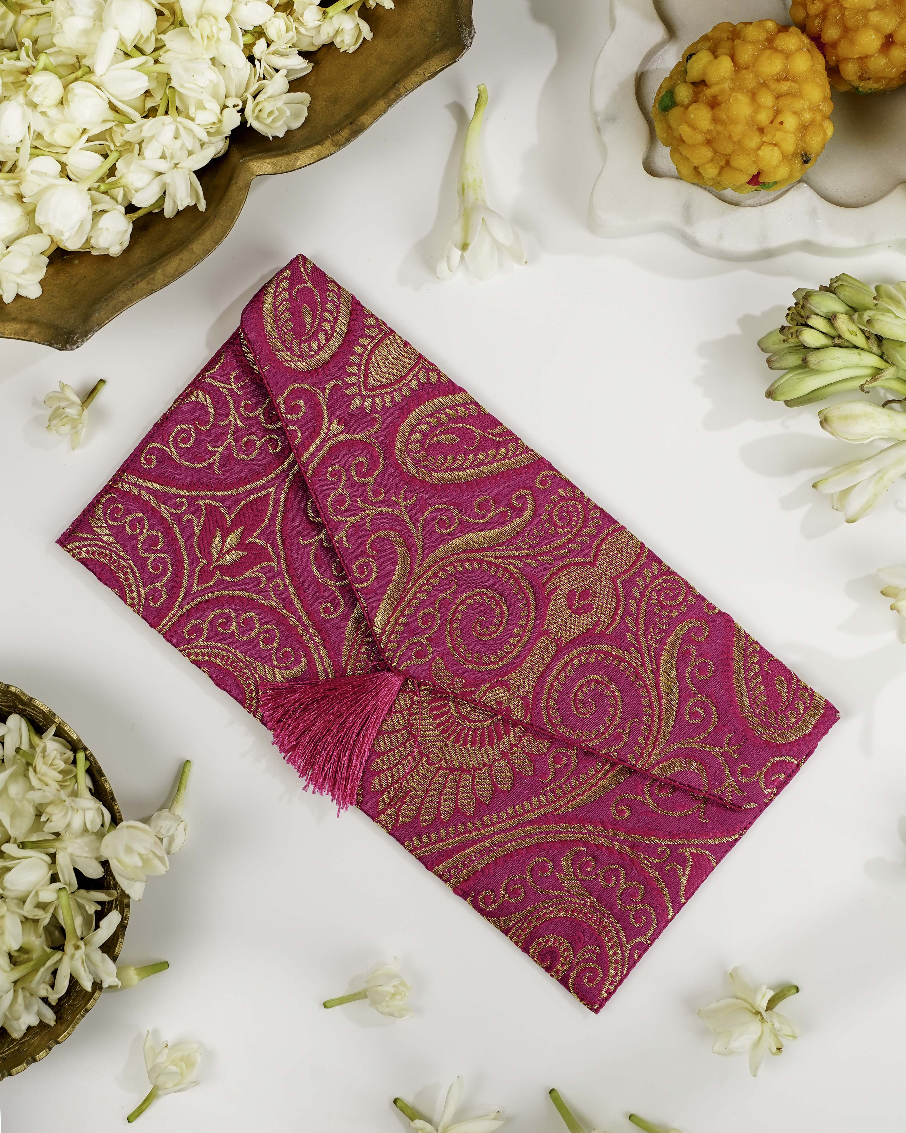 Gulzaar Brocade Shagun Envelope