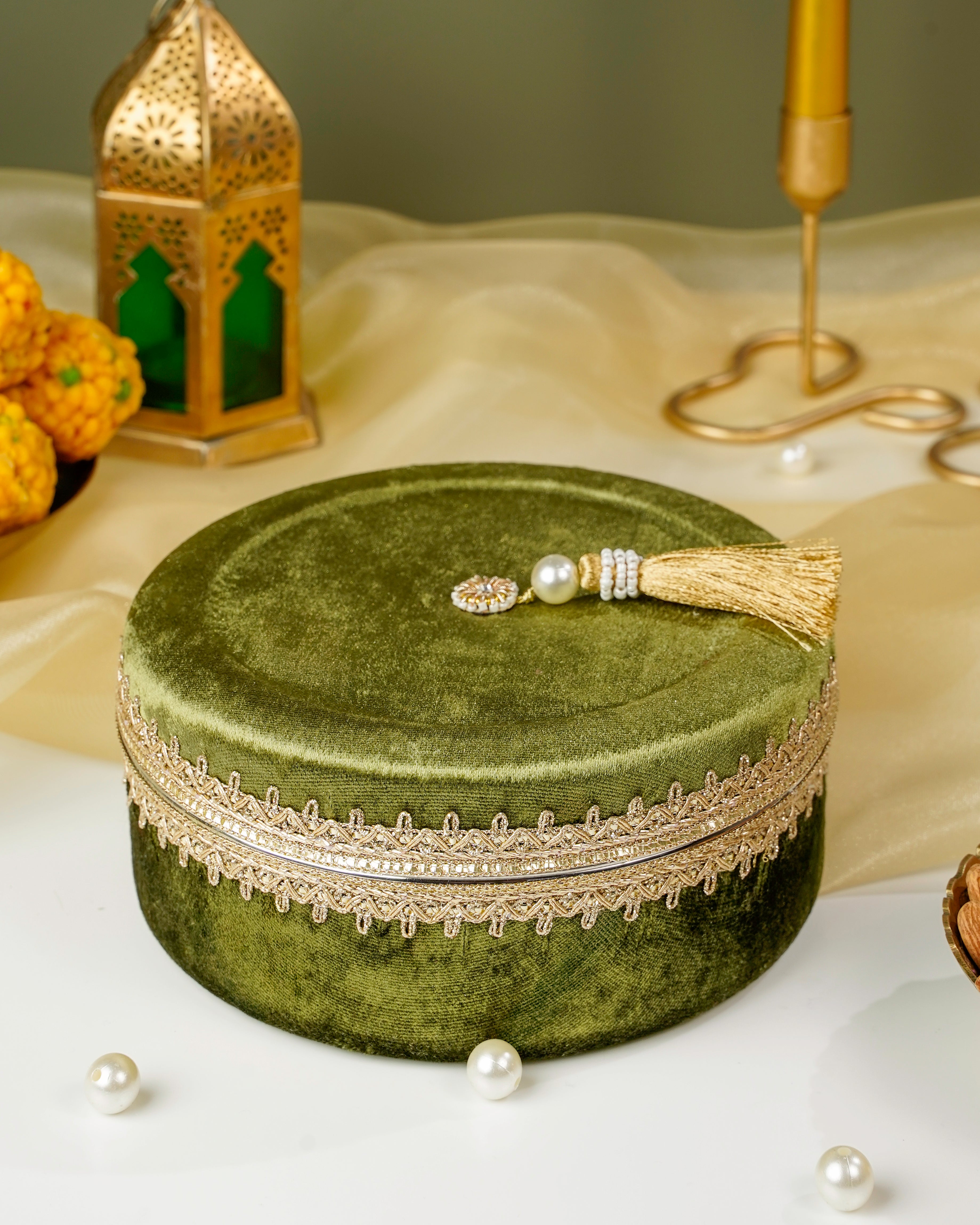 Saba Small Flat Ladoo Box (500gm)