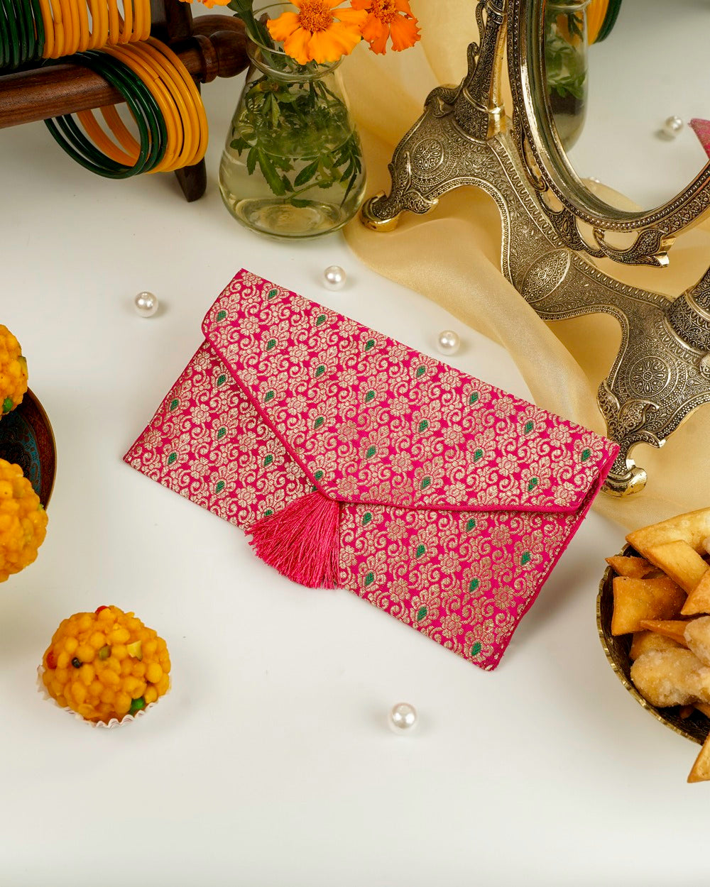Gulzar Brocade Shagun Envelope image 0