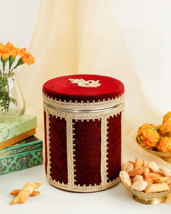 Saaj Velvet Ladoo/Bhaji Box image 0