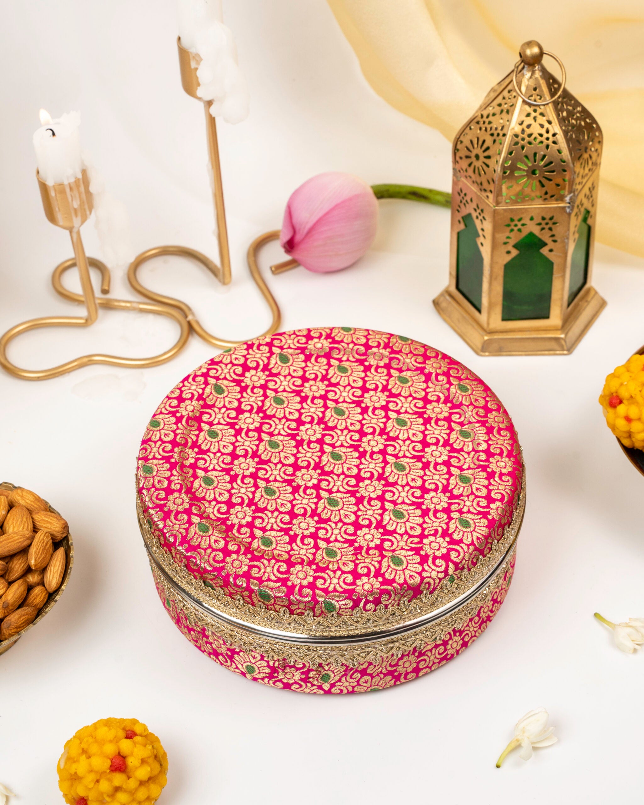 Gulzaar Brocade Ladoo Box Small image 1
