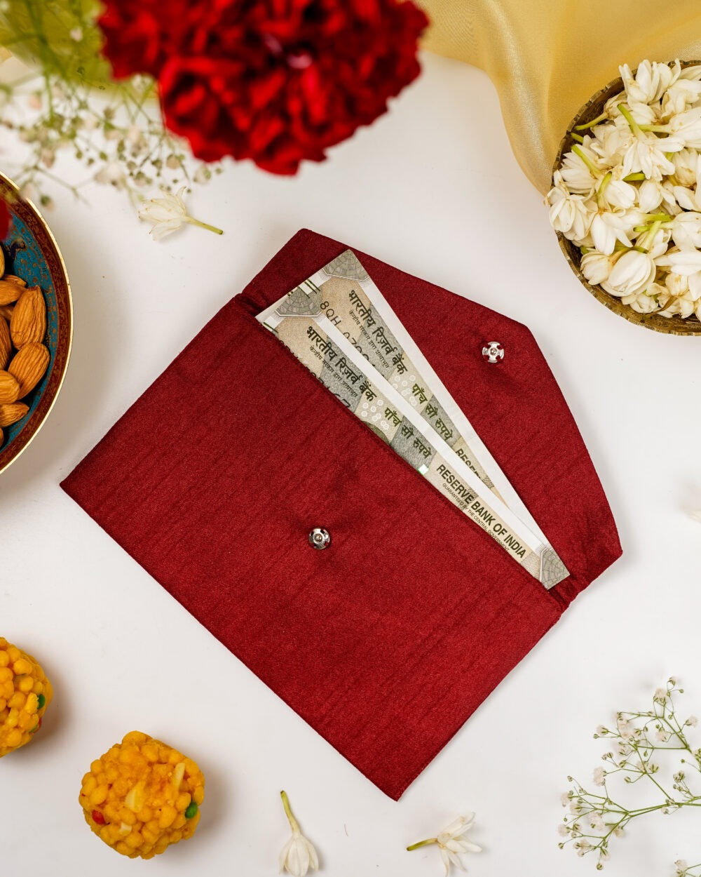 Saaj Grid Gota Work Shagun Envelope perfect for gifting purpose ideal for shagun ceremony.