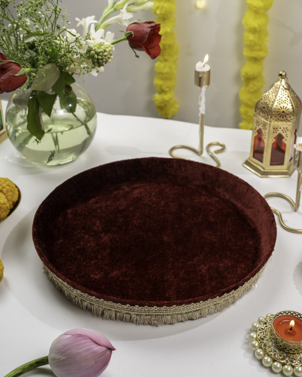 Saaj Velvet Shagun Thaal by Navka Studio